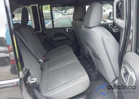 2024 Jeep Wrangler 4Xe Sahara 4Xe z USA, uszkodzony, nr VIN 1C4RJXP6XRW116100